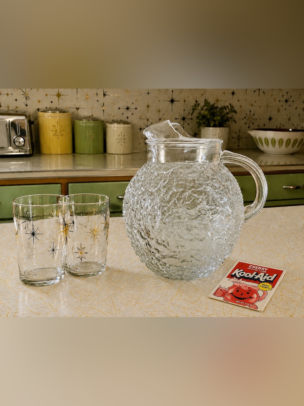 Vintage Anchor Hocking Milano Lido Clear Crinkle Glass Ball Pitcher MCM